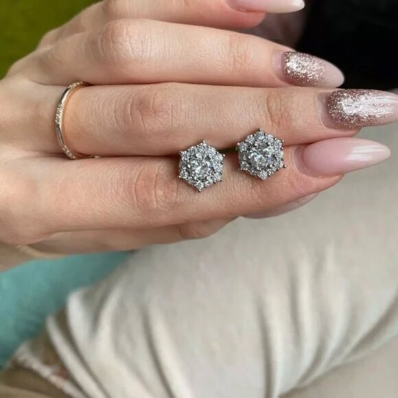 925 Sterling Silver Diamond Stud Earrings - Picture 2 of 3